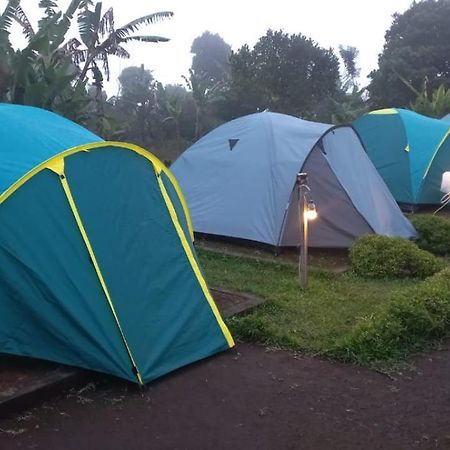 The Gate Rinjani Hotel Sajang Bagian luar foto